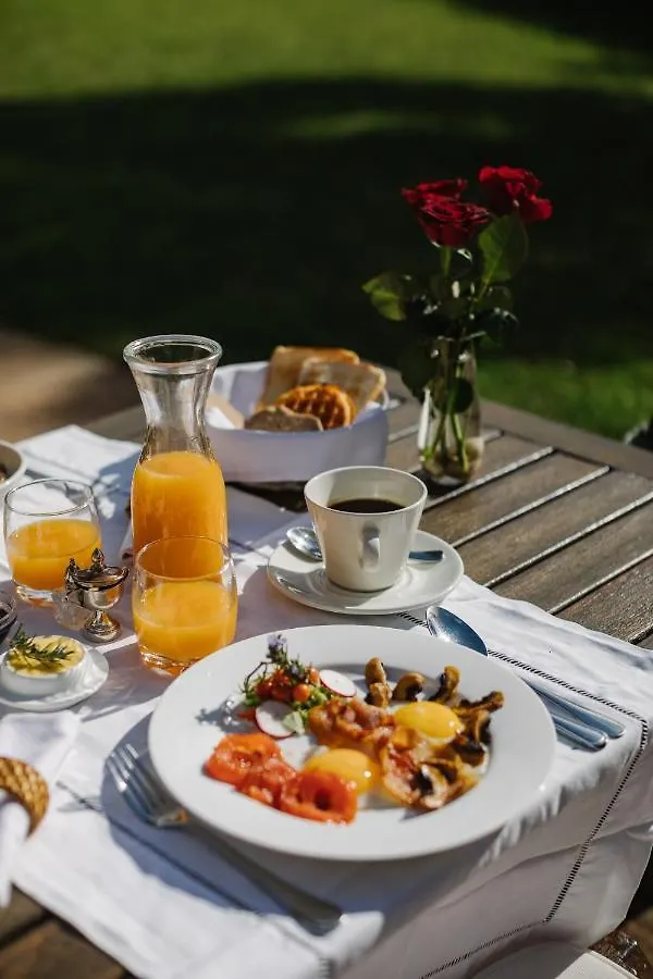 High Timbers Lodge Tokai Guest house