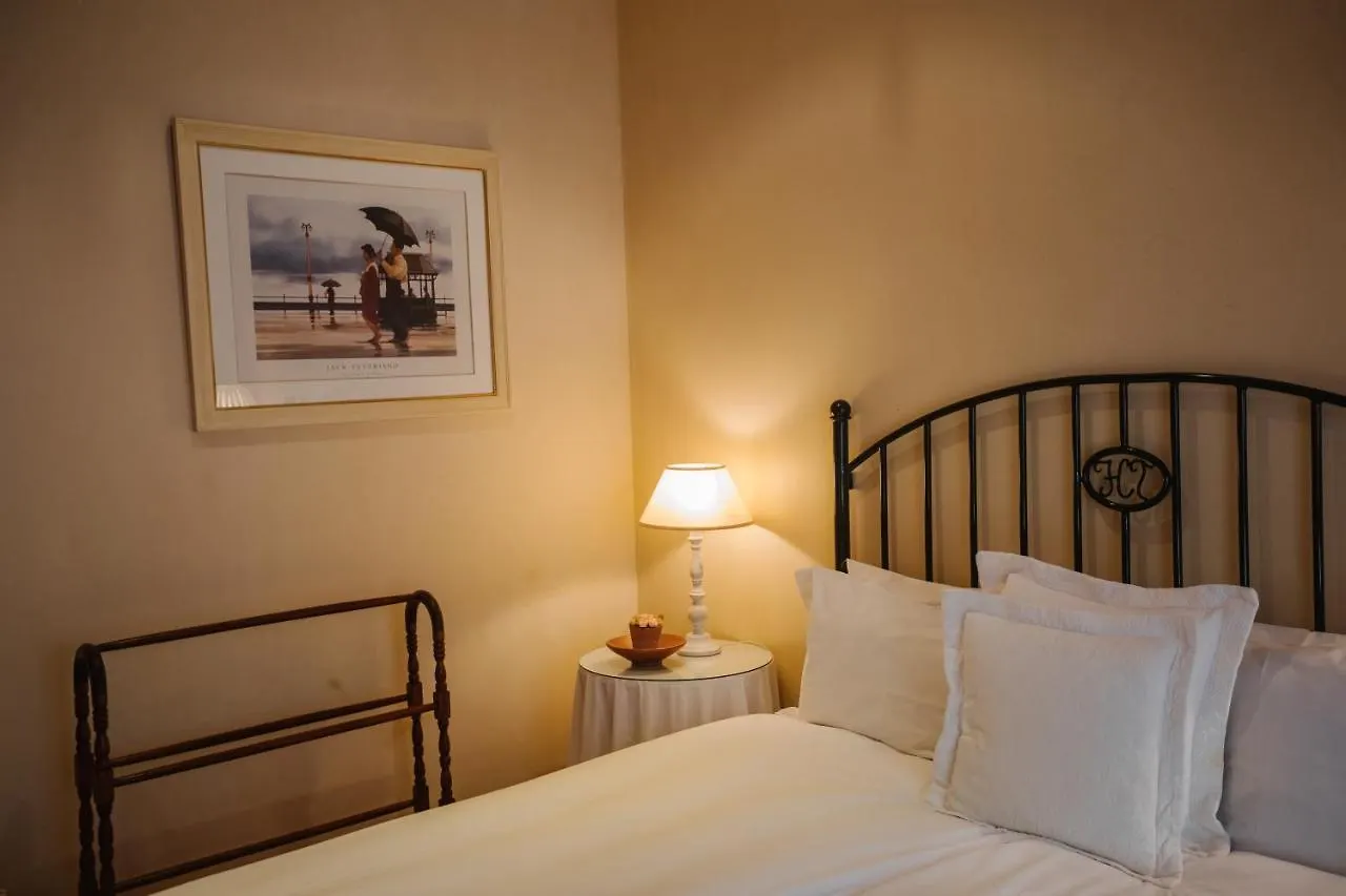 High Timbers Lodge Tokai Πανσιόν