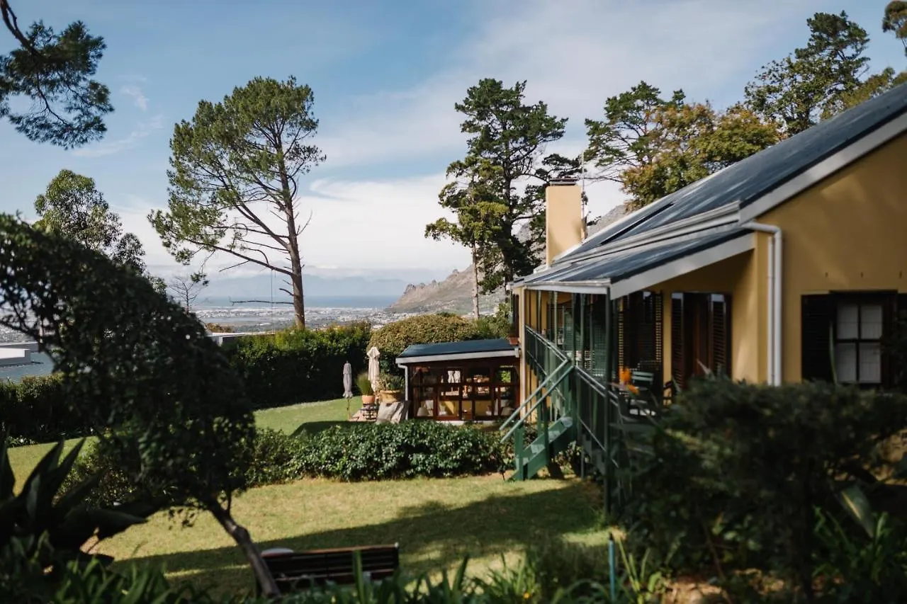 Πανσιόν High Timbers Lodge Tokai